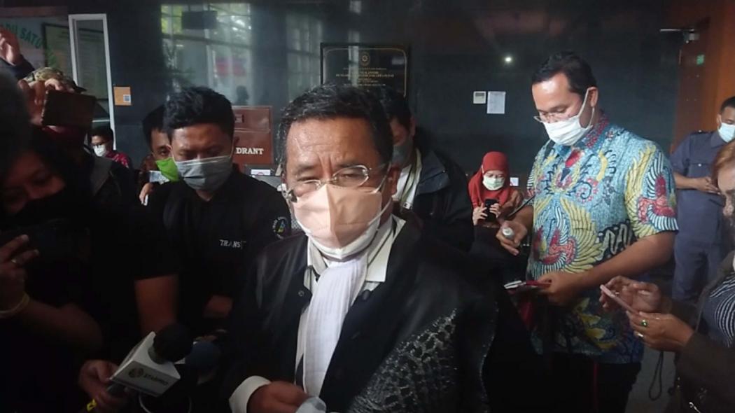 Kena DBD, Hotman Paris Ngaku Takut Mati: Kebayang Masuk Lubang Tanah dan Dimakan Kecoa