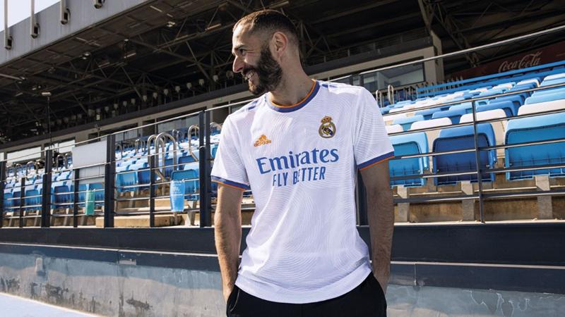 Penampakan Jersey Kandang Baru Real Madrid, Terinspirasi Air Mancur