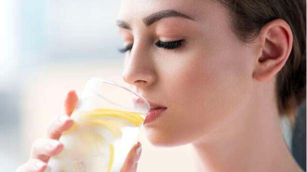 Tips Turunkan Berat Badan, Coba 5 Minuman Detoks Murah Meriah