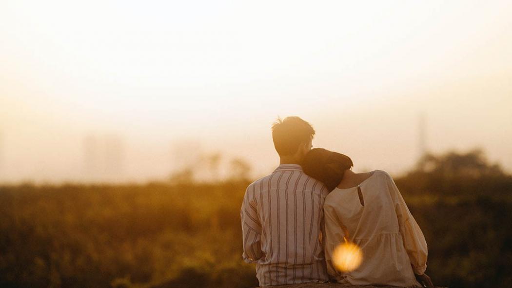 4 Cara Ungkapkan Cinta Kepada Pasangan tanpa Bilang I Love You