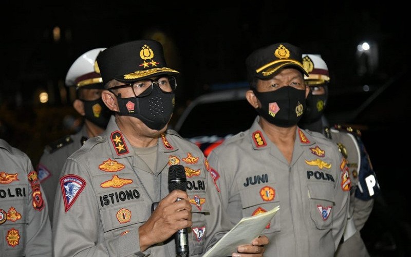 Polisi Lanjutkan Pengetatan Kendaraan untuk Kendalikan Covid-19