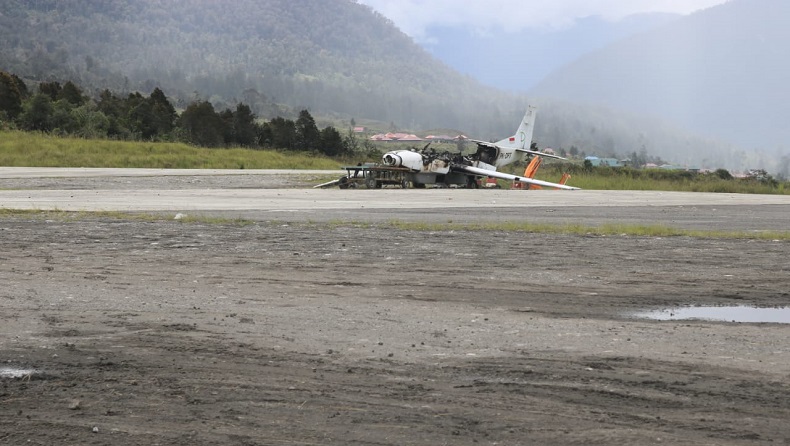 KKB Juga Bakar Pesawat Rusak di Bandara Ilaga