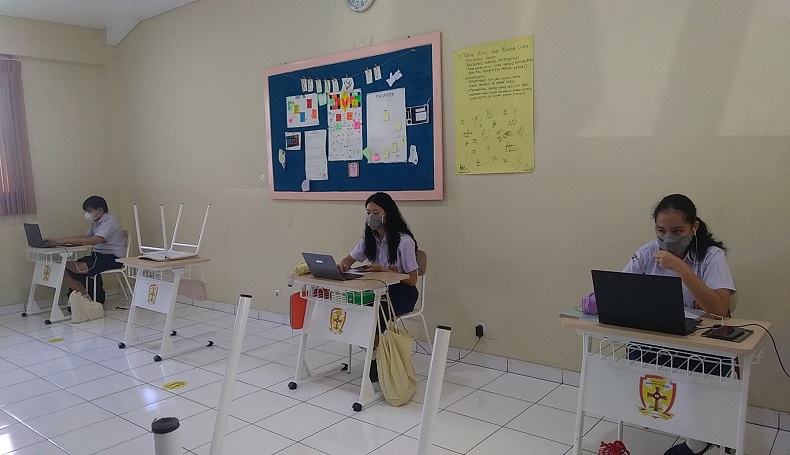 Guru dan Murid Sembuh dari Covid, 54 Sekolah di Kota Bandung Kembali Gelar PTMT