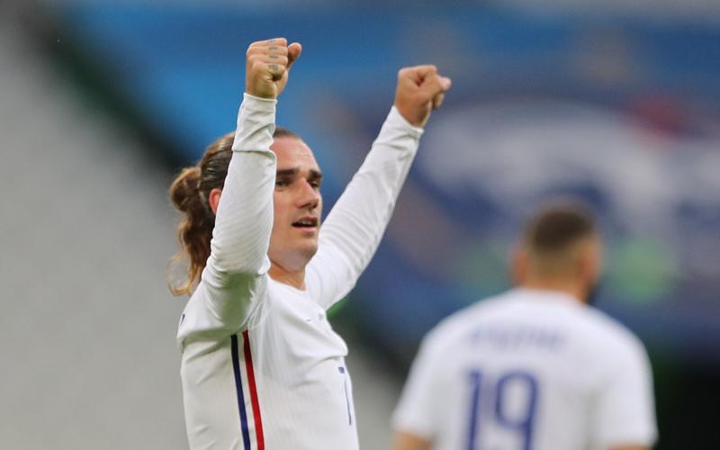 Man City dan Chelsea Gak Mau Beli Antoine Griezmann, Ini Alasannya 