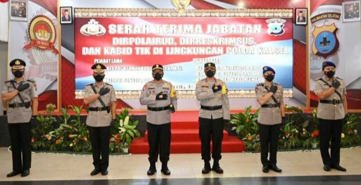 Lantik 3 Pejabat Utama Polda Kalsel, Ini Arahan Kapolda Irjen Pol Rikwanto