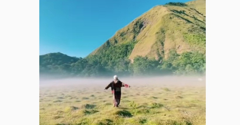 Mirip Film Twilight, Lokasi Wisata Ini Ada di Savana Dandaun Lombok