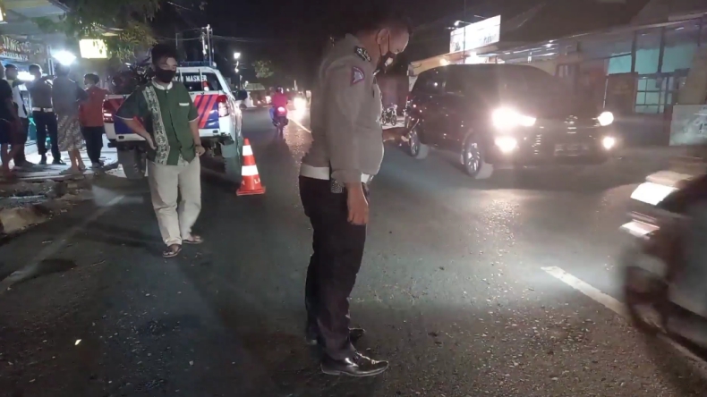 Adu Banteng, 2 Pengendara Motor di Bandarlampung Kritis