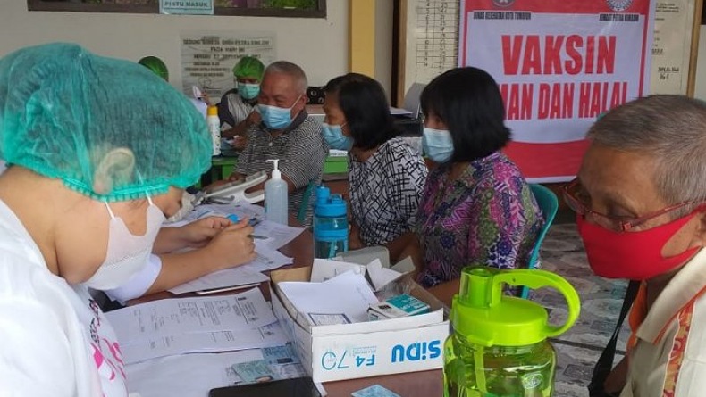 16.792 Warga Kota Tomohon Sudah Divaksin Tahap Pertama