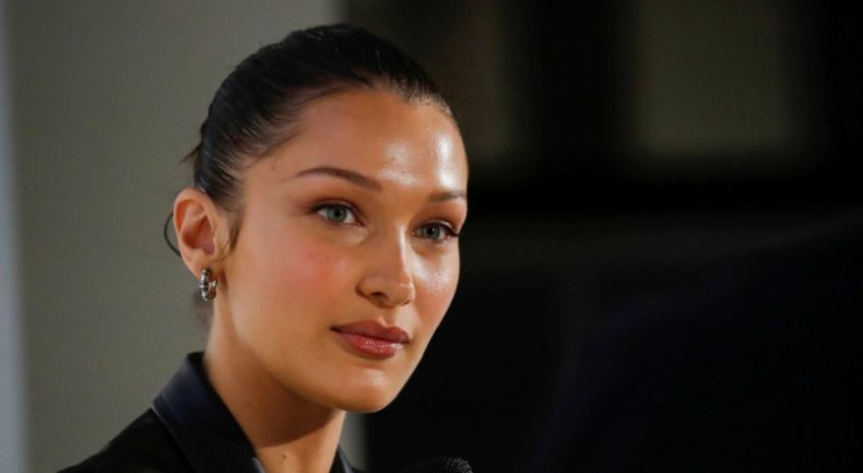 Bella Hadid Kecam PM Israel Naftali Bennett terkait Pernyataan Membunuh Orang Arab