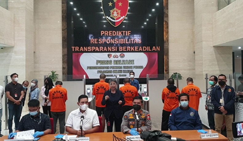 5 Penipu Pinjol Rpcepat Ditangkap, 2 WNA DPO