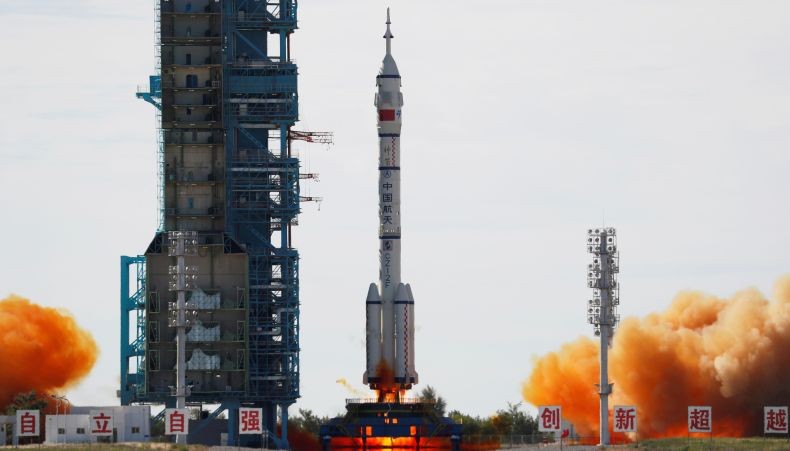 China Kirim 3 Astronot ke Stasiun Luar Angkasa yang Masih Dibangun