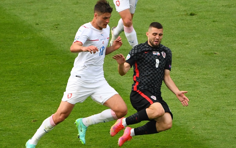 Gol Penalti Patrik Schick Bawa Timnas Republik Ceko Ungguli Kroasia di Babak Pertama