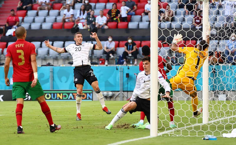 Jerman Bantai Portugal 4-2, Man of The Match: Robin Gosens
