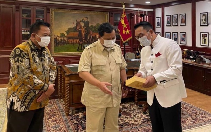 Ridwan Kamil Bertemu Prabowo Subianto di Ruang Kerja, Ini yang Mereka Bahas