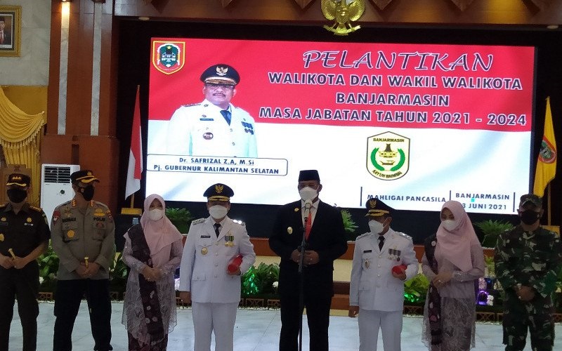 Lantik Wali Kota Banjarmasin, Pj Gubernur Kalsel: Tak Usahlah Saya Ajari Ikan Berenang