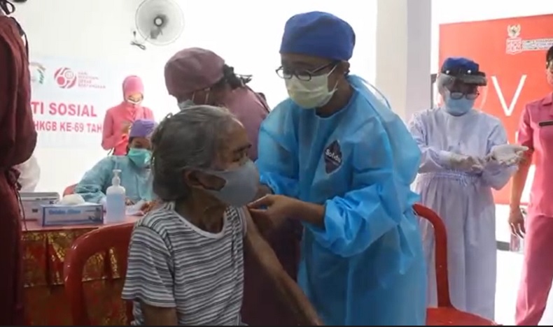 Sempat Tertunda, Ratusan Warga Karangasem Akhirnya Dapat Vaksin Covid-19