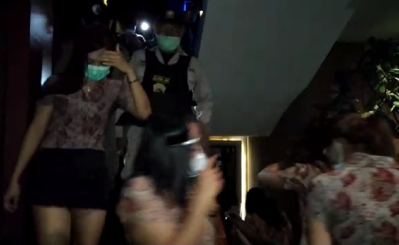 Tempat Pijat Spa di Serpong Nekat Beroperasi, 44 Terapis dan Pelanggan Diangkut Petugas