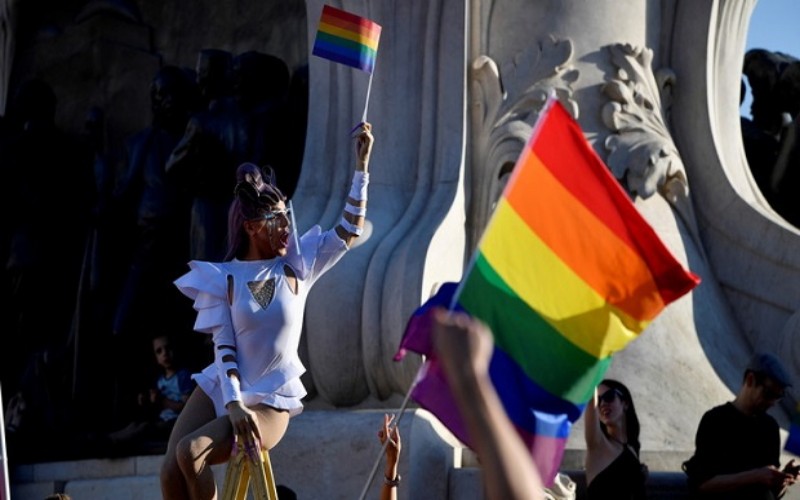 Ramalan Hard Gumay tentang Artis Indonesia di 2023, Ada yang Diisukan LGBT hingga Terjerat Kasus Prostitusi