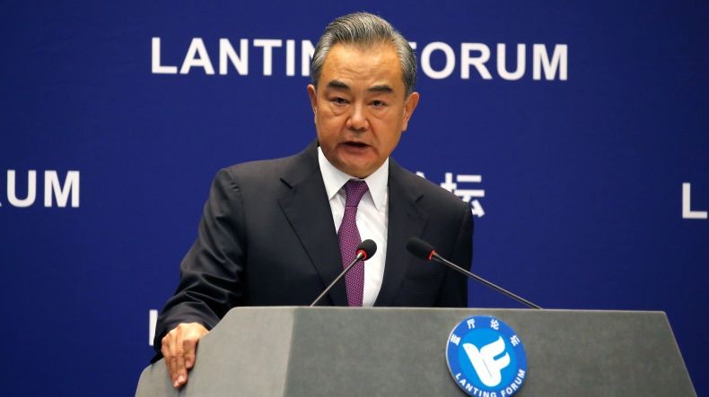 Menlu China Wang Yi Minta Semua Pihak Menahan Diri terkait Krisis Ukraina