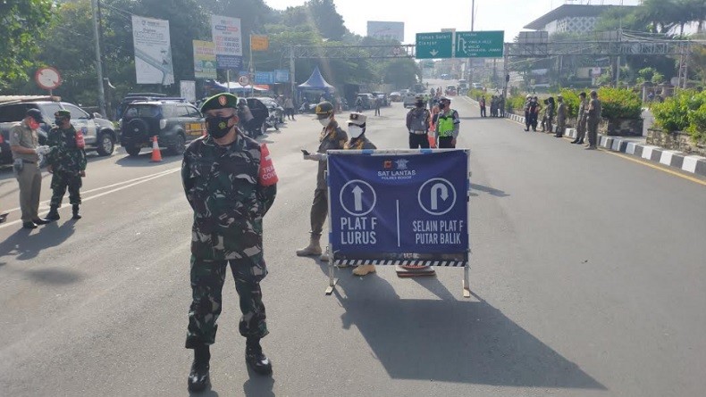 Suasana Jalur Puncak Bogor Lengang, Mobilitas Kendaraan Turun 80 Persen