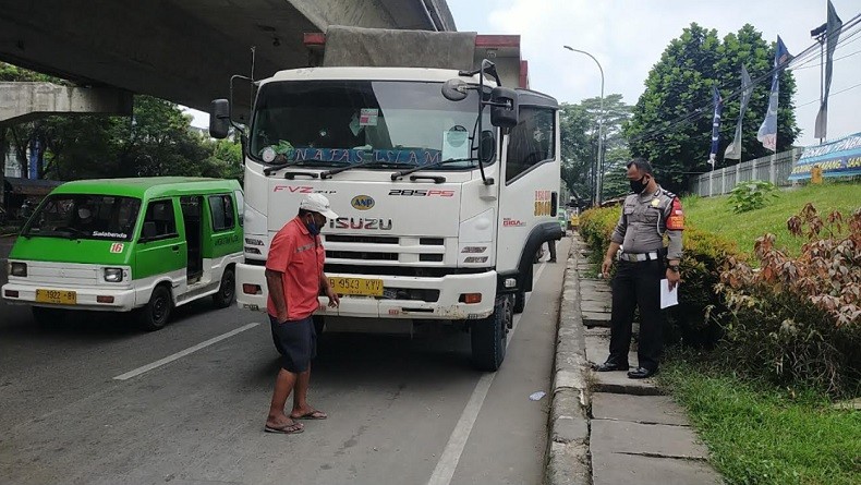 Mulai 18 hingga 21 April 2023, Truk Pengangkut Barang Dilarang Melintas