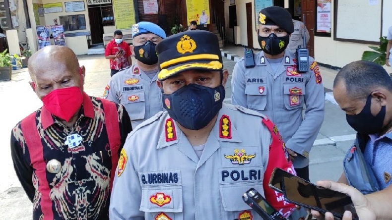 Duduk Santai di Pantai,  Pemuda di Jayapura Kritis Dibacok OTK