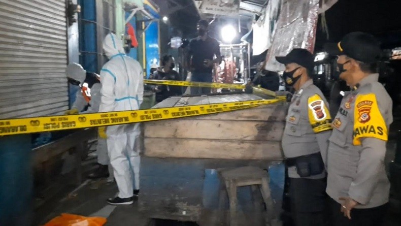 Pedagang di Pasar Induk Cikurubuk Kota Tasikmalaya Digegerkan Penemuan Mayat Pria 