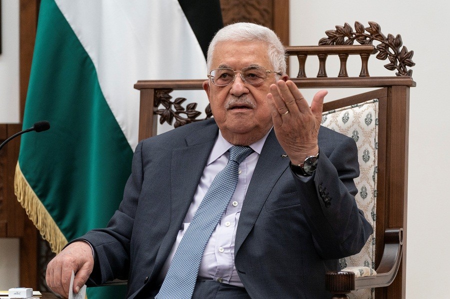 Presiden Palestina Abbas Bertemu Menhan Israel Benny Gantz, Ini yang Dibahas