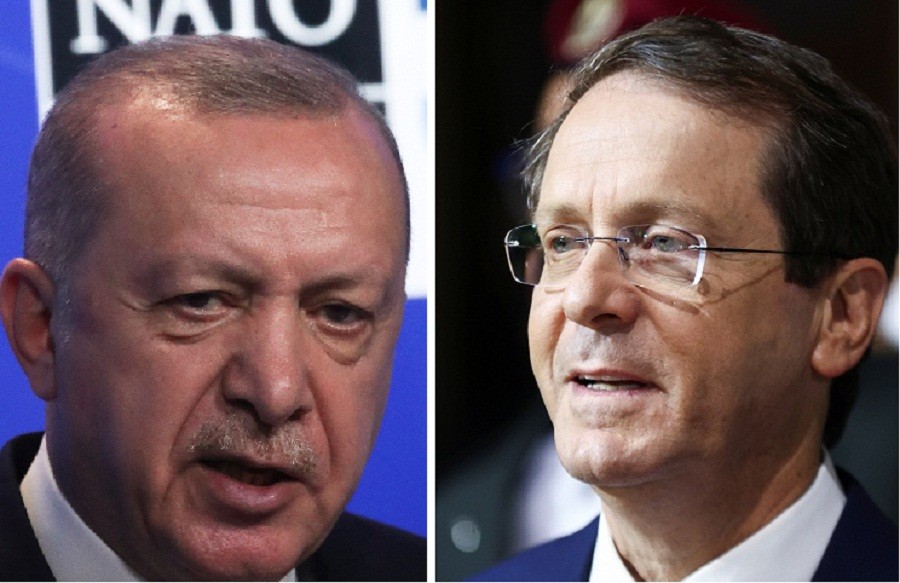 Momen Langka, Erdogan Berbicara via Telepon dengan Presiden Israel