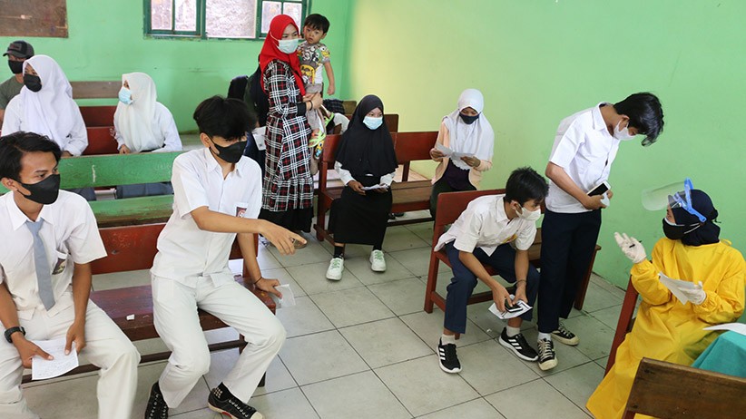 Dinkes Bukittinggi Akan Datangi Sekolah untuk Suntik Vaksin ke Pelajar