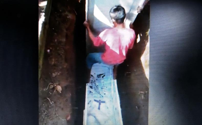  Heboh, Tim Relawan Mengubur Peti Jenazah Covid-19 di Klaten yang Ternyata Kosong 