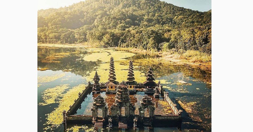 Danau Suci yang Misterius di Bali, Dikelilingi Pura dan Bisa Sembuhkan Penyakit