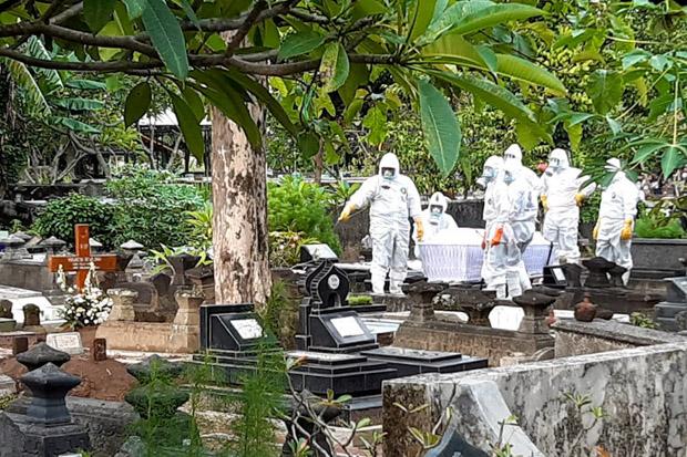  Relawan di Gunungkidul Dilatih Makamkan Jenazah Prosedur Covid-19