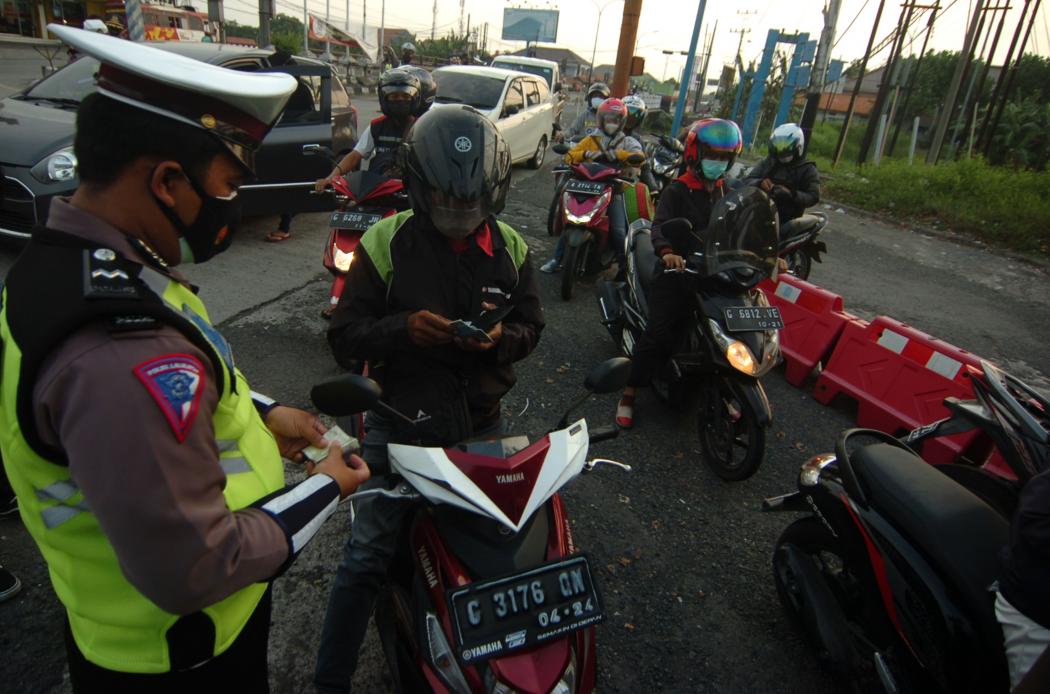 PPKM Level 4 Diperpanjang Hingga 2 Agustus 2021, Ini Pertimbangannya