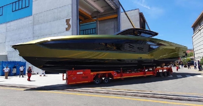 Super Mewah, Ini Penampakan Kapal Pesiar Lamborghini Rp53 M milik Conor McGregor 