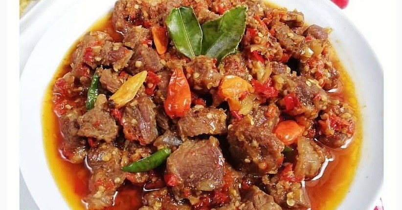 Cara Masak Oseng-Oseng Mercon Daging Kurban, Pedasnya Bikin Ketagihan