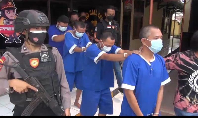 Polres Tegal Tangkap Komplotan Pencuri Spesialis Mobil Bak Terbuka dan Penadahnya 