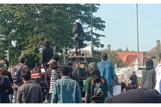   Massa di Yogyakarta Desak Pemerintah Terapkan UU Kekarantinaan