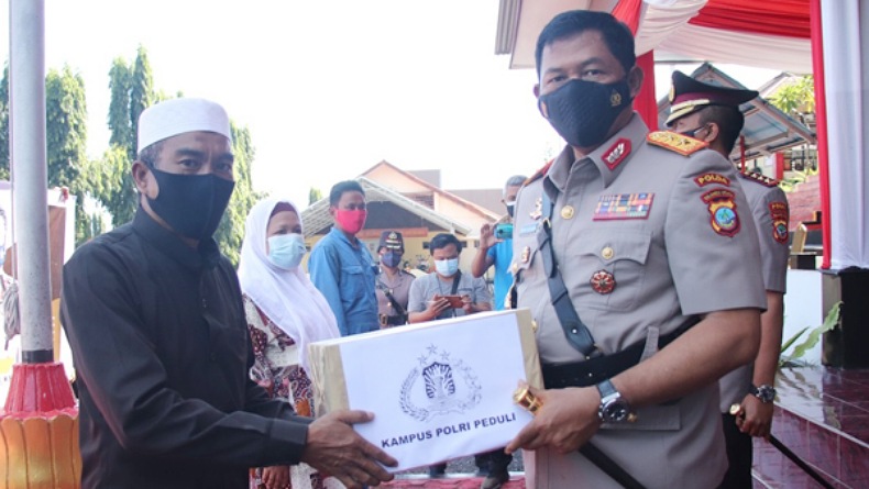 SPN Polda Sulut Salurkan Paket Sembako bagi Warga Kurang Mampu Terdampak Pandemi