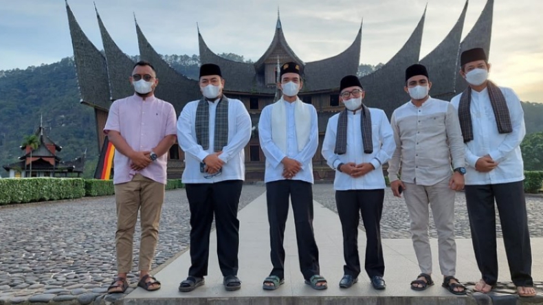 Kunjungi Istano Rajo Basa Pagaruyung, Ustaz Abdul Somad: Bukan Sekadar Objek Wisata