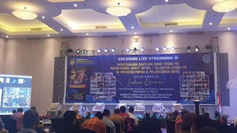 Gubernur Lukas Enembe Luncurkan Tiga Buku terkait Papua