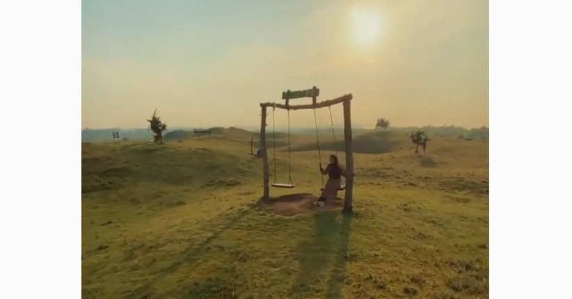 Indahnya Savana Hijau di Sukabumi, Rumput Terhampar Luas Mirip Permadani