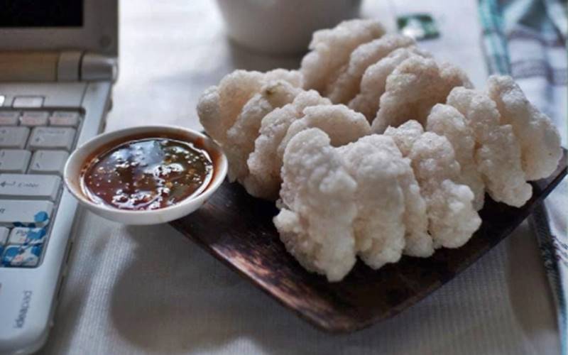5 Cara Membuat Cireng yang Renyah, Lebih Lezat Pakai Kuah Pedas