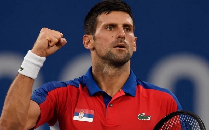 Djokovic Ngotot Gak Mau Vaksin: Gagal Main di Australia Terbuka dan Ditahan di Hotel Jelek