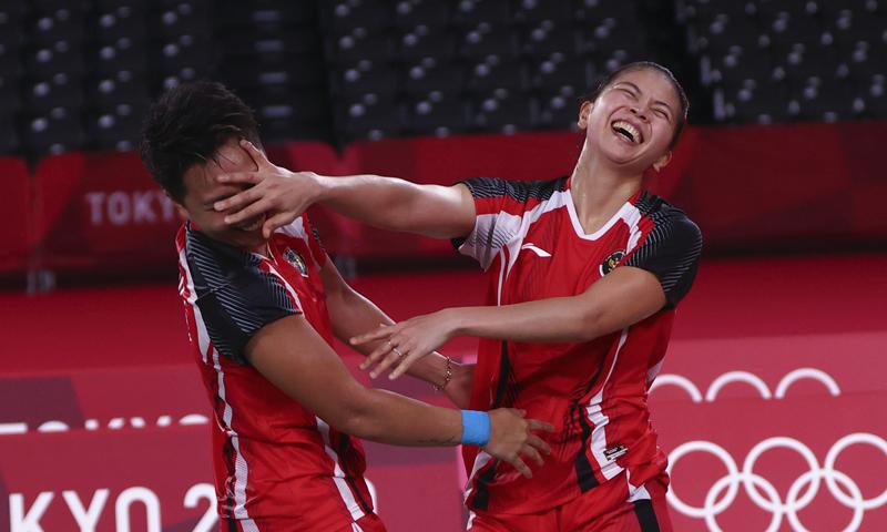 Olimpiade Tokyo, Greysia Polli/Apriyani Rahayu Sumbang Emas Pertama untuk Indonesia
