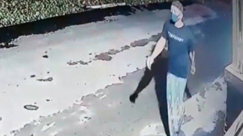 Aksi Curanmor Terekam CCTV, Pelaku Pakai Sarung dan Kopiah Pura-pura Hendak Sholat