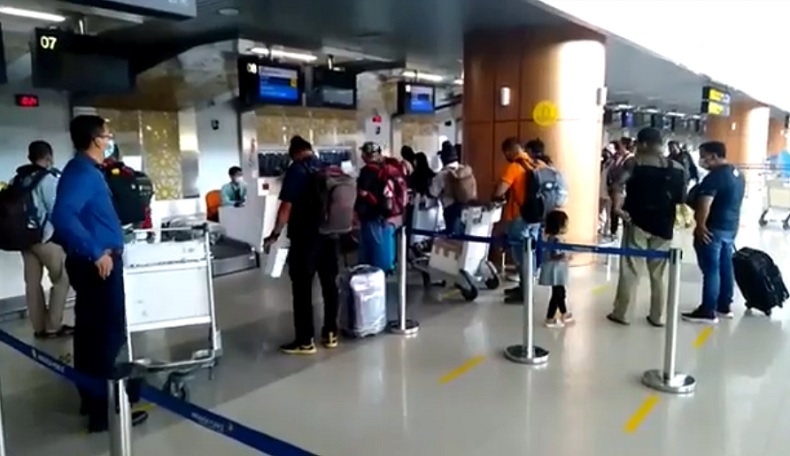 Penumpang di Bandara Supadio Wajib Terdaftar di PeduliLindungi