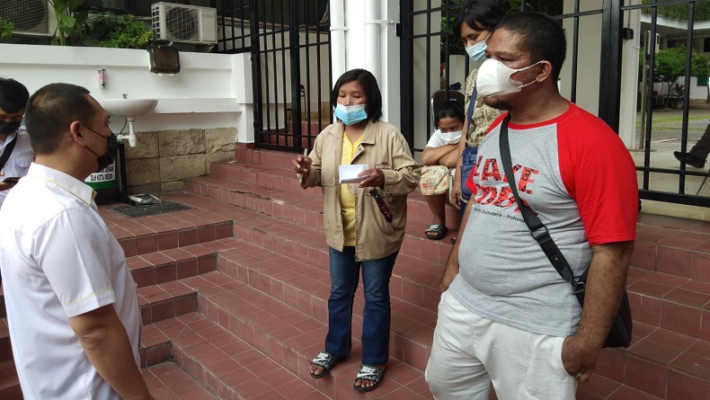 Tak Kunjung Disuntik Vaksin Dosis Kedua, Warga Medan Datangi Kantor Wali Kota
