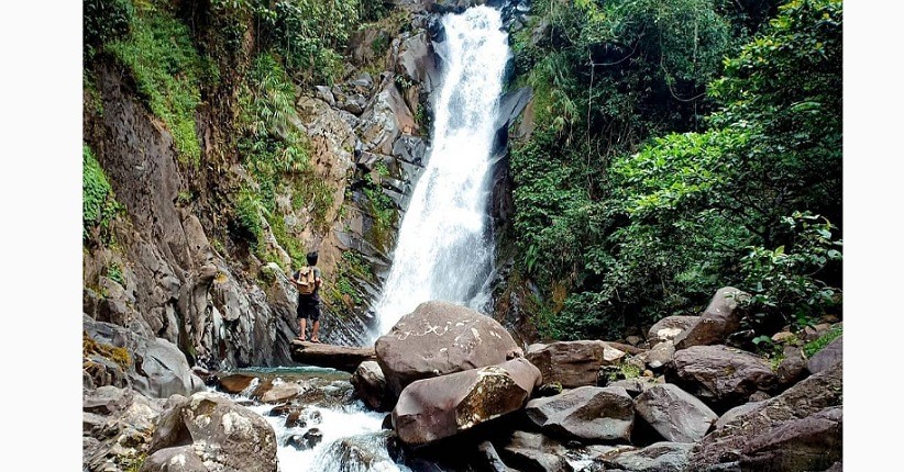 Ide Liburan di Bogor saat Akhir Pekan, Yuk Nikmati Kesegaran Air Curug Cidurian