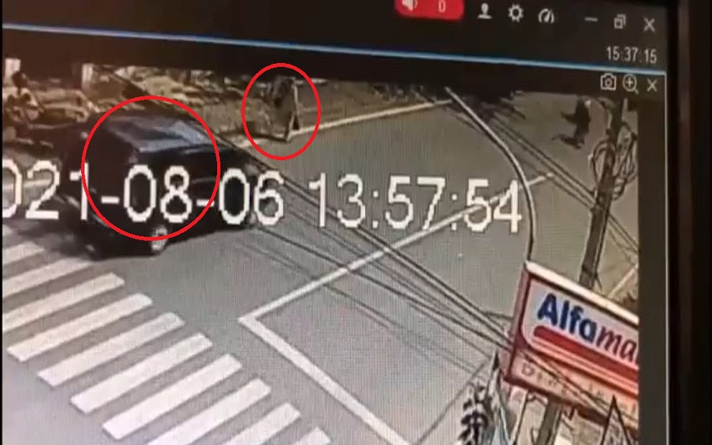 Tragis, Wanita Paruh Baya Tewas Tertabrak Mobil di Jalan Sangkuriang Cimahi